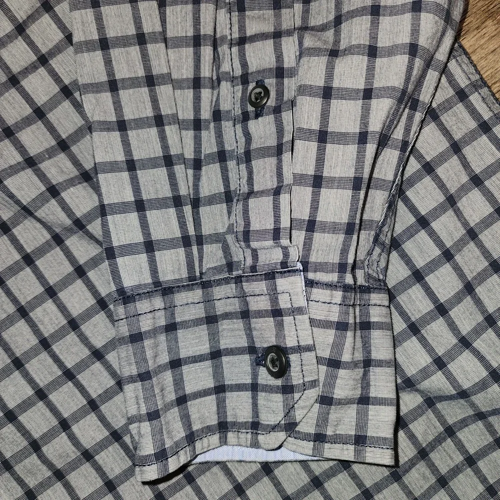 Banana Republic Men's XL Blue Slim Fit Checkered Custom 078 Wash Shirt